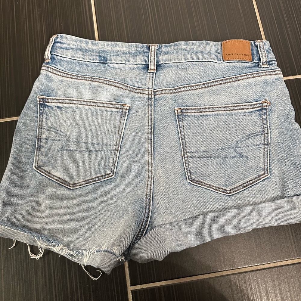 American Eagle Outfitters Distressed Light Blue Jean Shorts - Picture 3 of 4